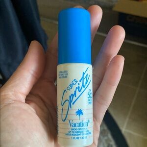 Vacation Super Spritz SPF 50 Face Mist